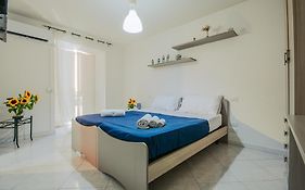 Napoli Centro, Dm Suites